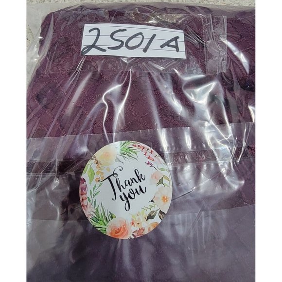 Lulu's Women's Burgundy Lace Long Sleeve Dress Lined Keyhole Back Size Large NWT - Picture 11 of 12